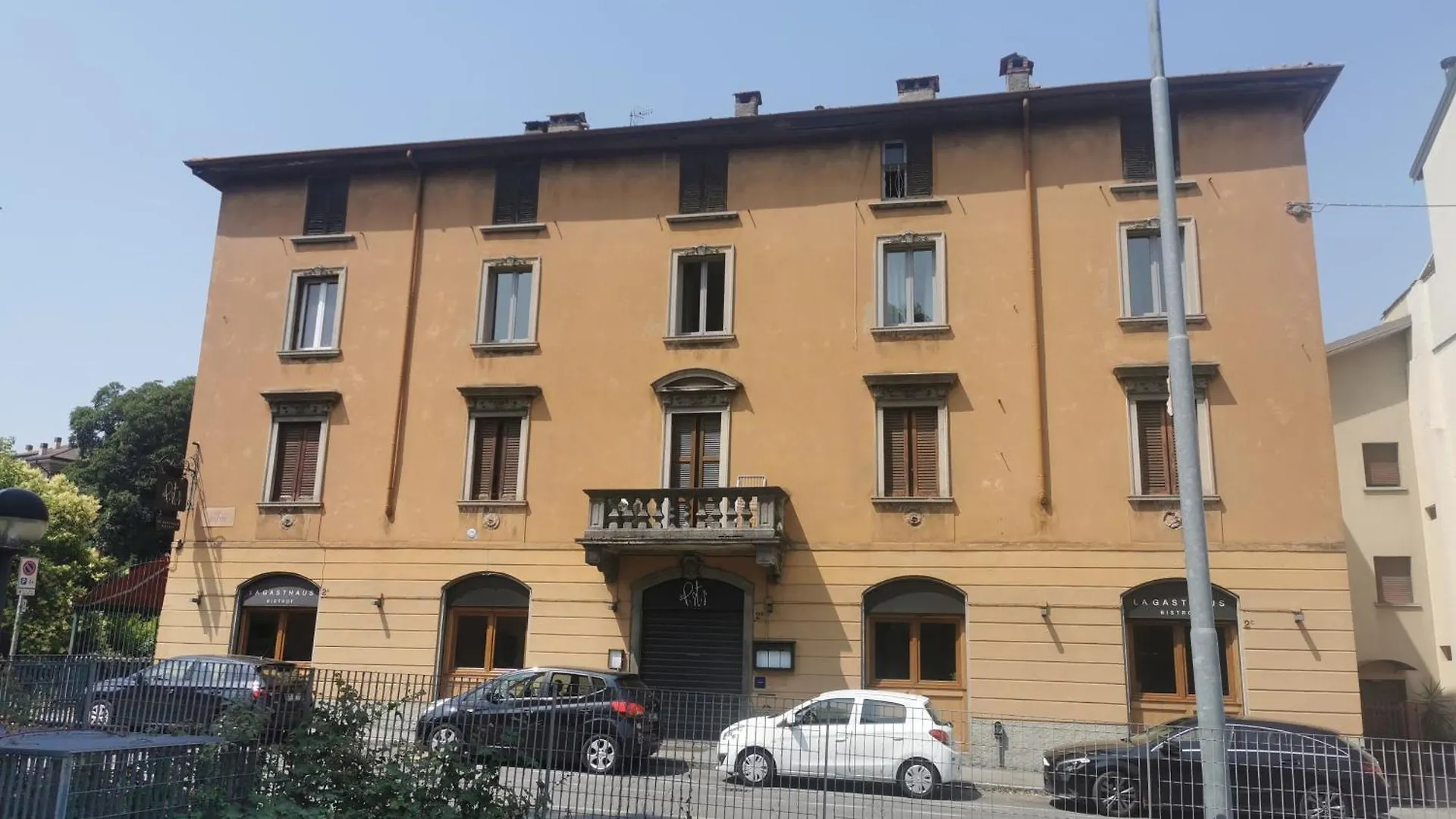 Flora Inn, Ca' Baion Bergamo Włochy